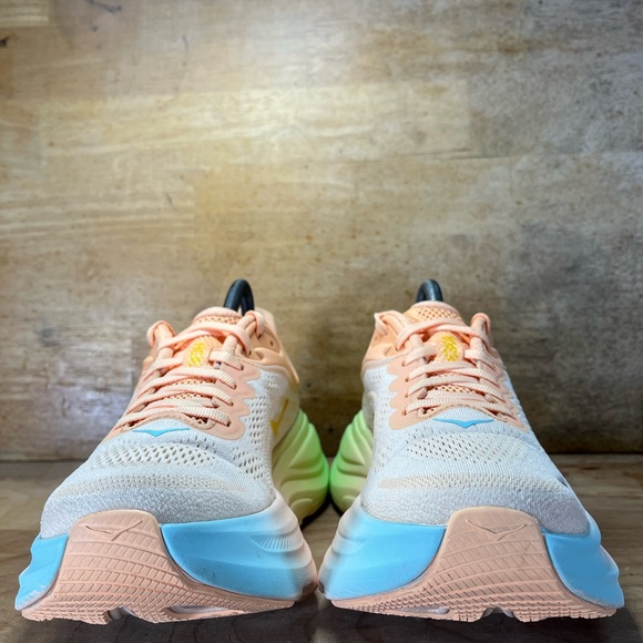 Hoka One One Bondi 9 Womens Size 8 Running Shoes Sneakers Pale Tangerine - Picture 2 of 12